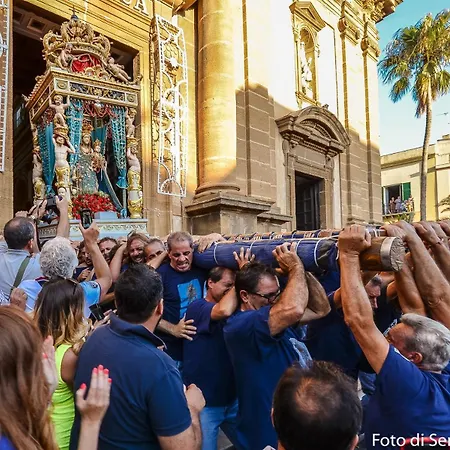 Bacio Del Sole By Biddizzi Rari - Prestigiosa Dimora Storica Con Affacci Sul Duomo Apartament